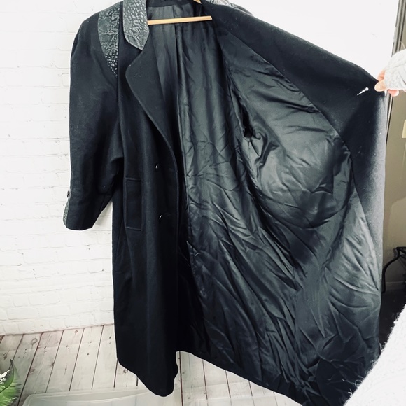 ••VINTAGE |•LADY SUZETTE•| GORGEOUS Long Wool Jacket Snakeskin Leather Embellish - Picture 10 of 16